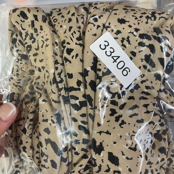 Maurices Shirt Women M Medium Beige Animal Print Button Up 3/4 Sleeve Collared - Picture 7 of 7